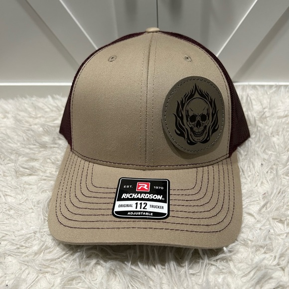 Trucker SnapBack hat Richardson 112 Hat. Skull flames. - Picture 2 of 2